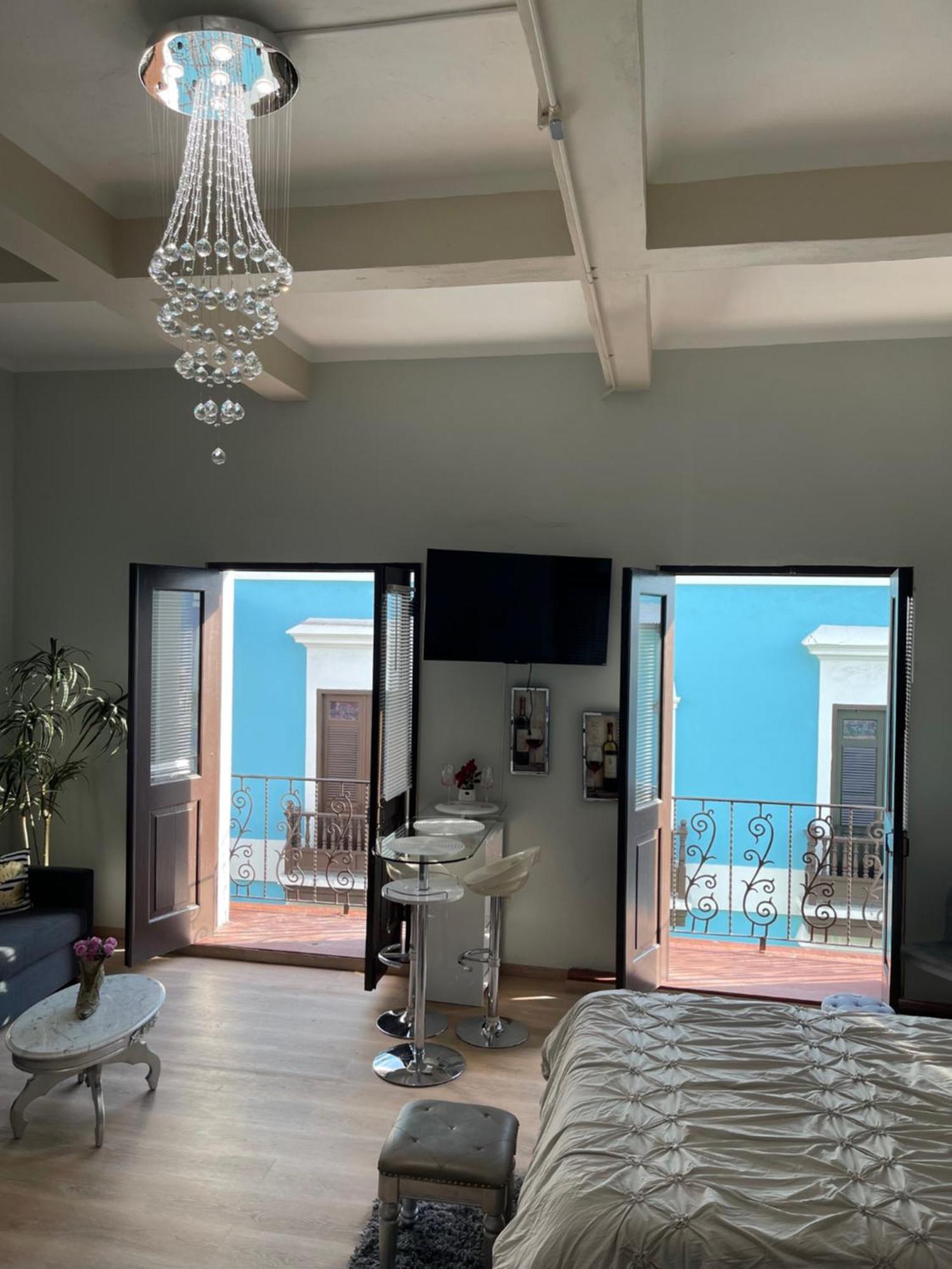 The Balconies Studio, The Marilyn Suite & The Crystal Apartment At Casa Of Essence In Old San Juan Luaran gambar