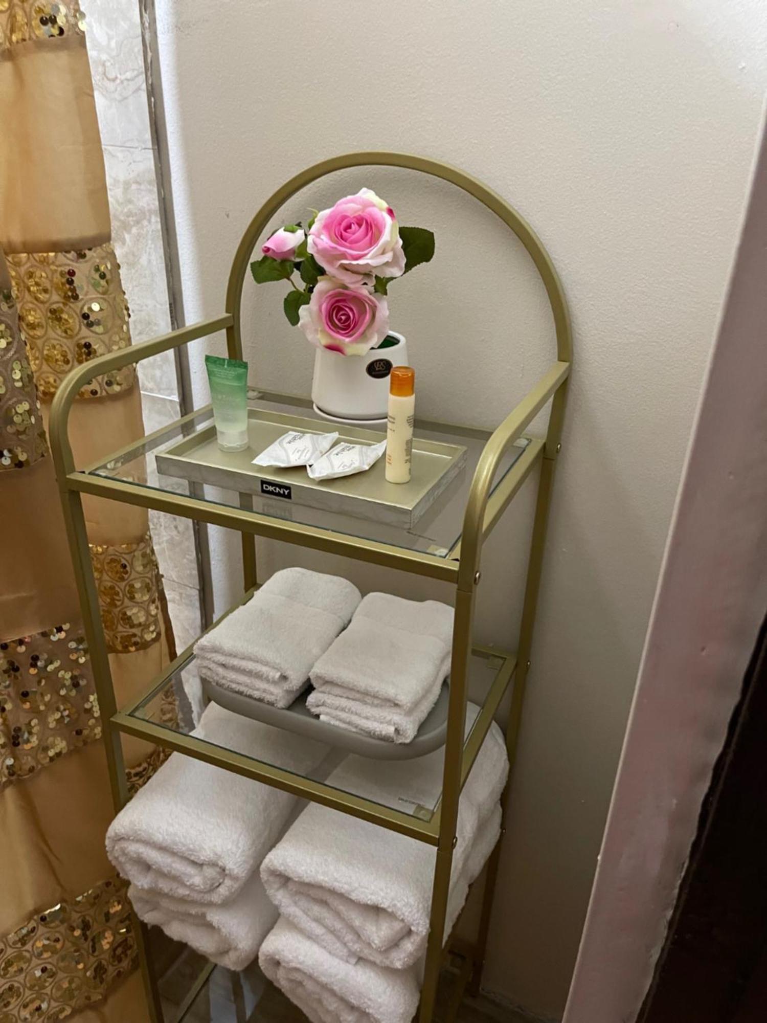 The Balconies Studio, The Marilyn Suite & The Crystal Apartment At Casa Of Essence In Old San Juan Luaran gambar